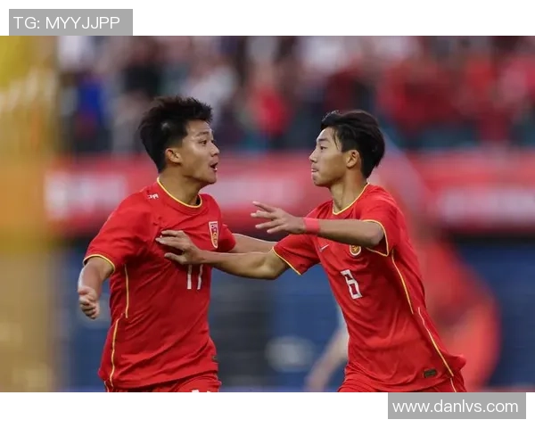 美国球星点评中国足球队表现：面临挑战但仍充满潜力与希望