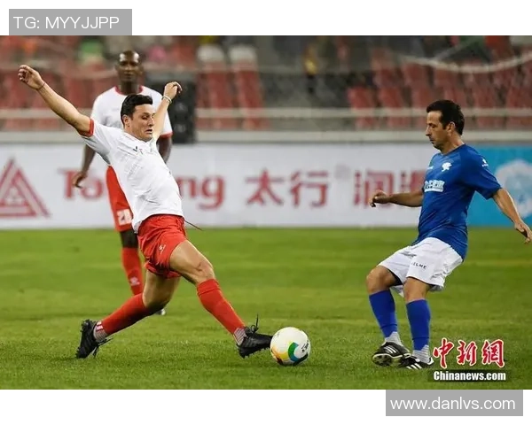 足球五大领先球星解析 谁是当今足坛的真正王者 足球五大领先球星解析 谁是当今足坛的真正王者