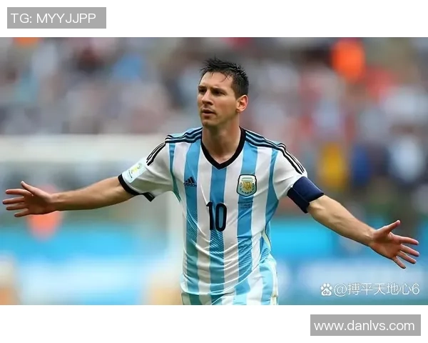 足球巨星风采全景展现 揭秘那些改变历史的球场传奇