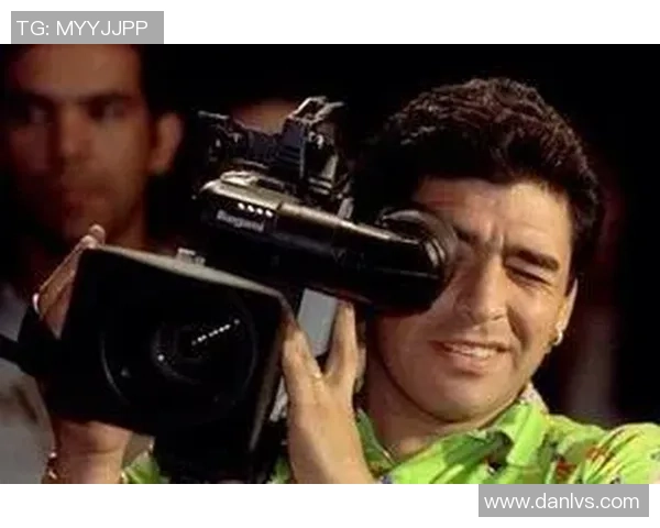 马拉多纳：从天才球员到传奇教练的足球人生历程